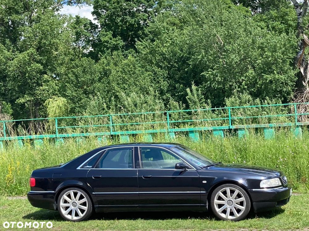 Audi A8 4.2 Quattro - 10