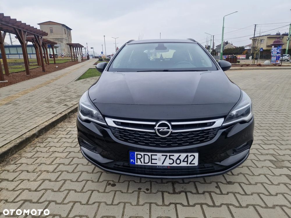 Opel Astra 1.6 CDTI Dynamic S&S - 8