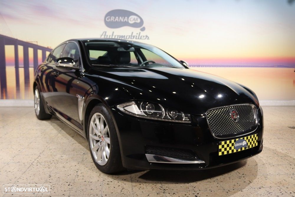 Jaguar XF 2.2 D Premium Luxury - 3