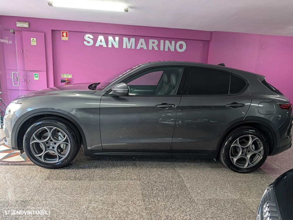 Alfa Romeo Stelvio 2.2 D Sprint AT8 - 2