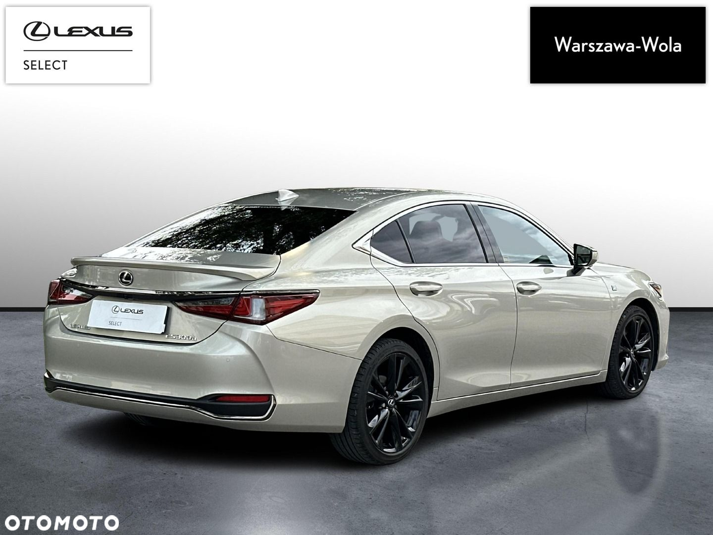 Lexus ES - 7