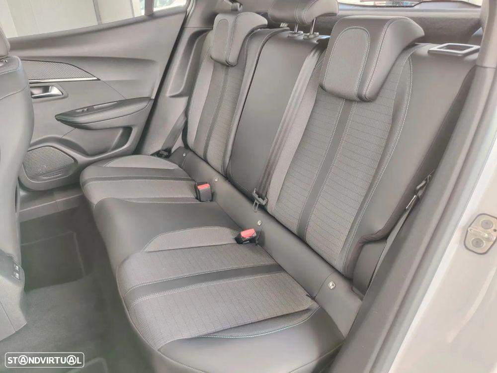 Peugeot 2008 PureTech 130 EAT8 Allure - 15