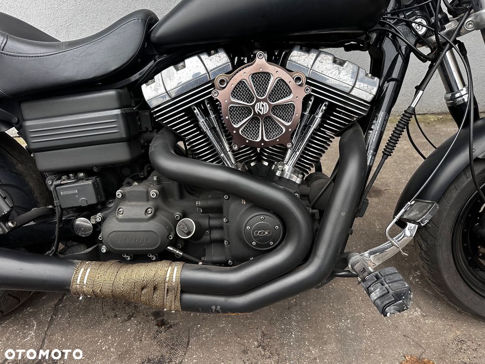 Harley-Davidson Dyna Fat Bob - 11