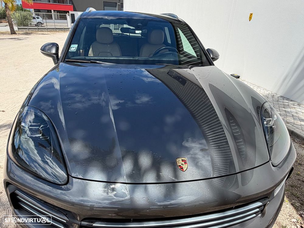 Porsche Cayenne Platinum Edition - 3