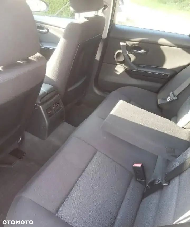 BMW Seria 3 320d - 6