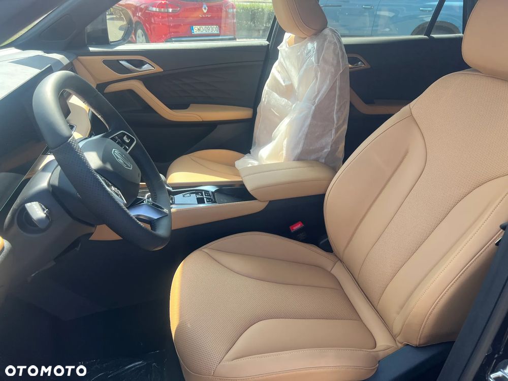 MG HS 1.5 T-GDI Exclusive DCT - 17