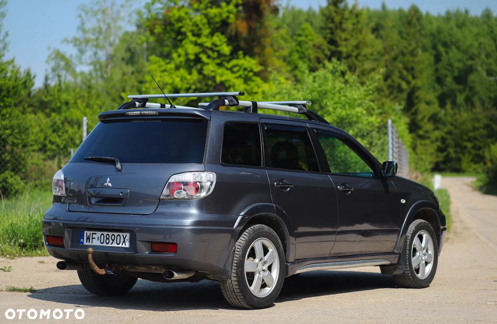 Mitsubishi Outlander 2.0 Turbo 4WD - 3