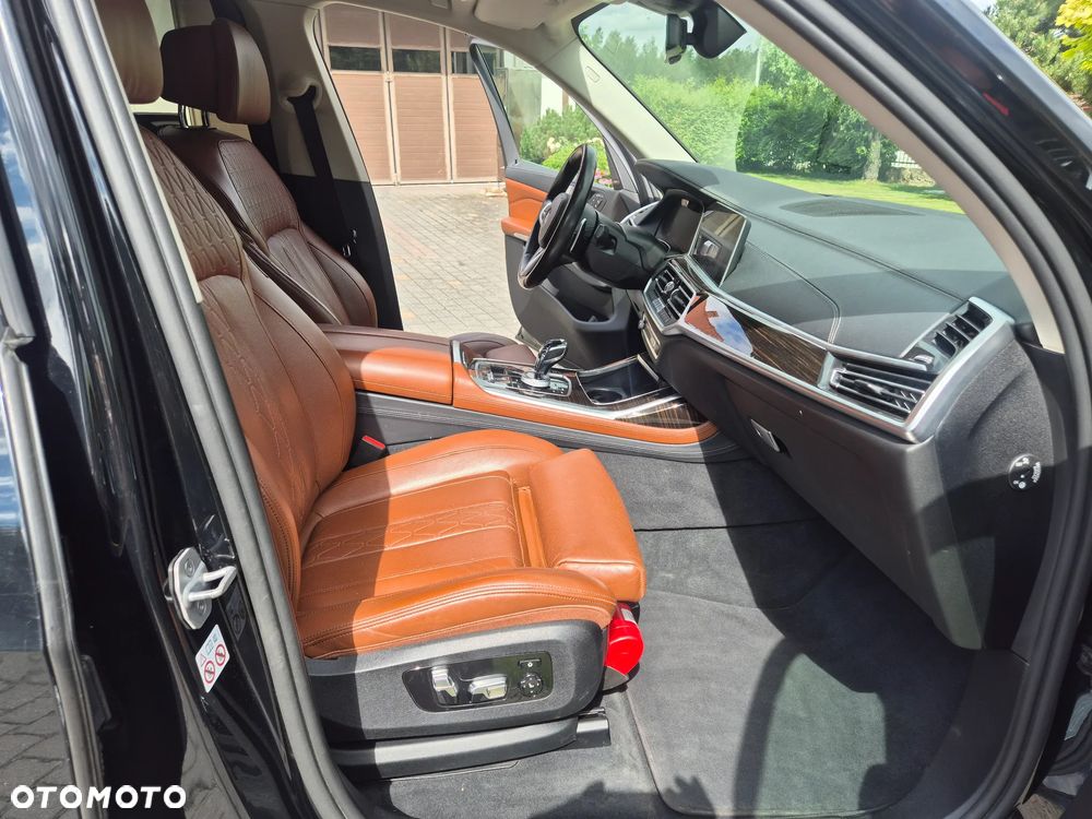 BMW X7 xDrive30d sport - 29