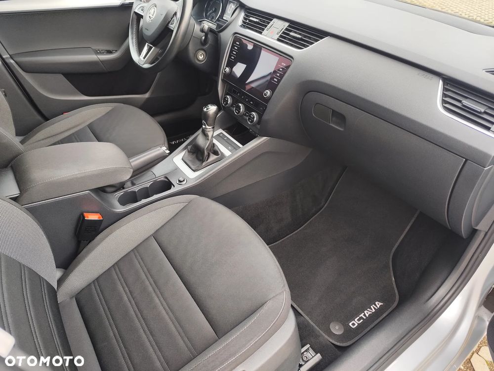 Skoda Octavia 1.4 TSI Ambition - 21