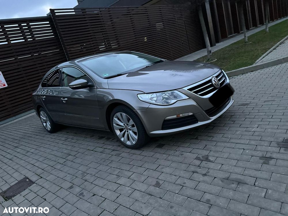 VOLKSWAGEN Passat CC 2012