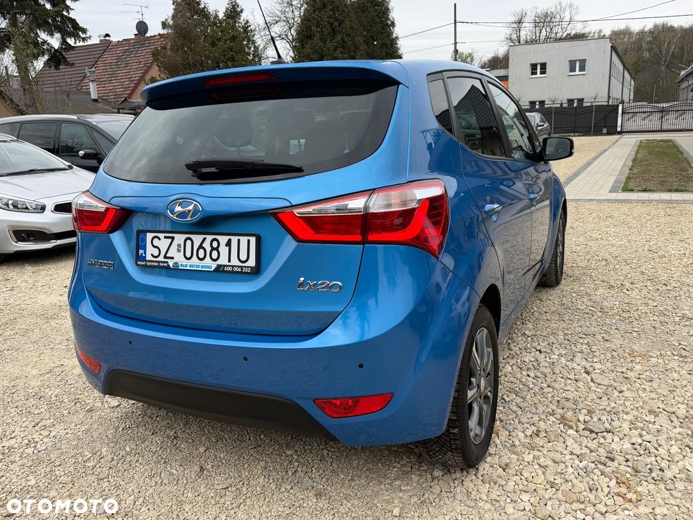 Hyundai ix20 1.4 blue - 7
