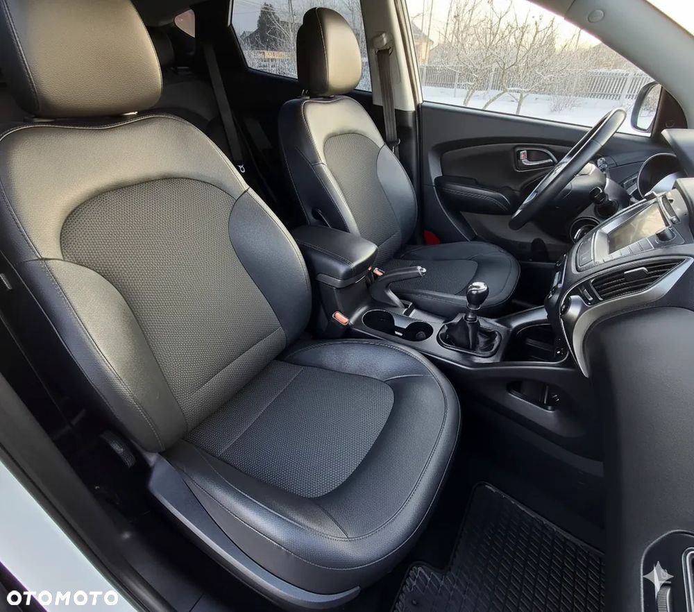 Hyundai ix35 2.0 CRDi 4WD Premium - 24