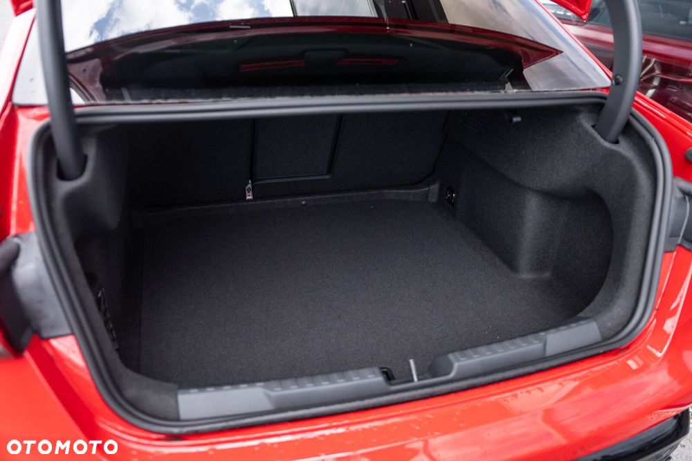 Audi S3 Limousine - 8