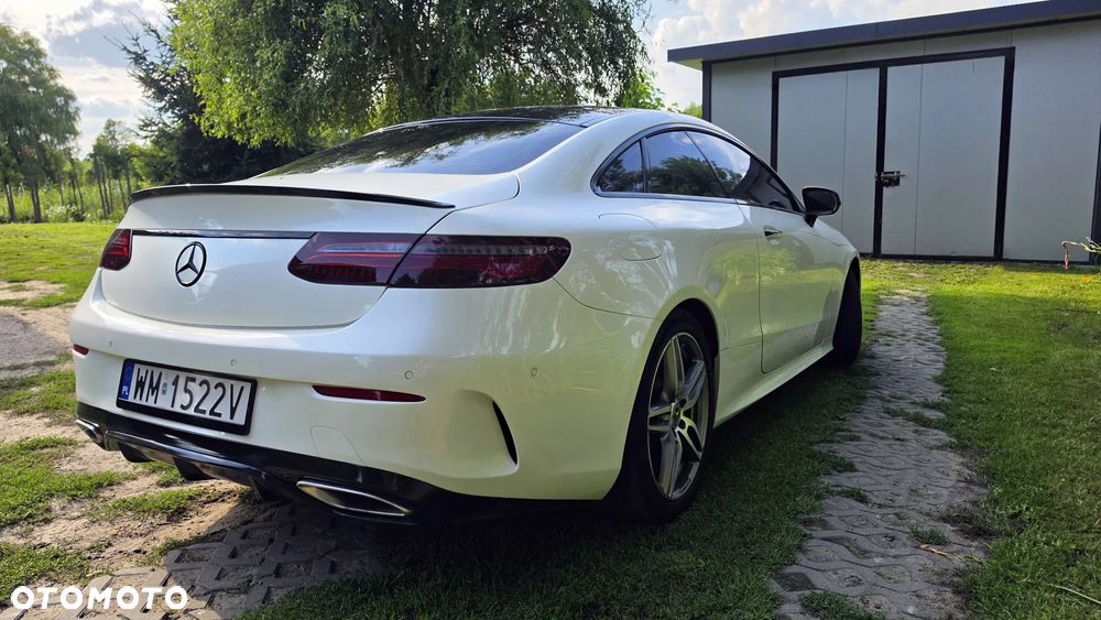 Mercedes-Benz Klasa E 400 4-Matic 9G-TRONIC - 1