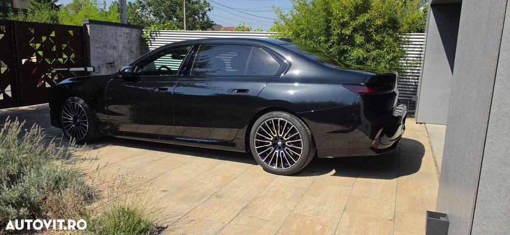 BMW Seria 7 - 15