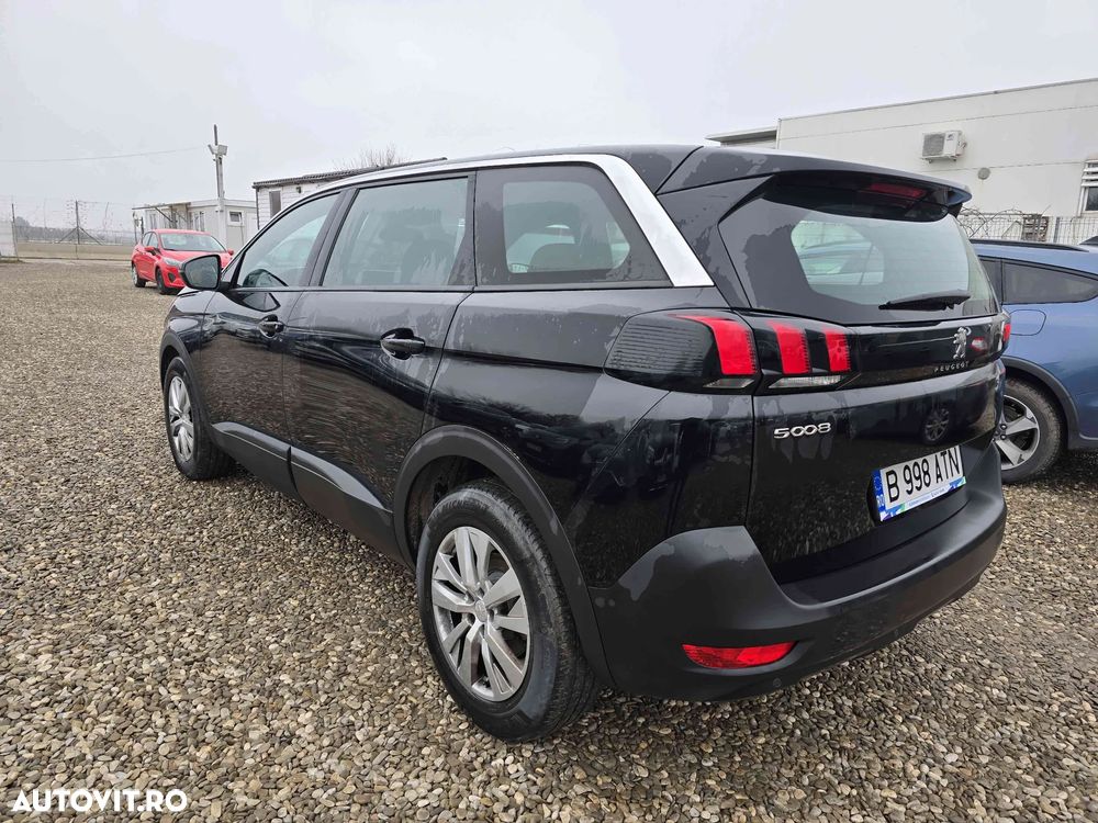 Peugeot 5008 - 5