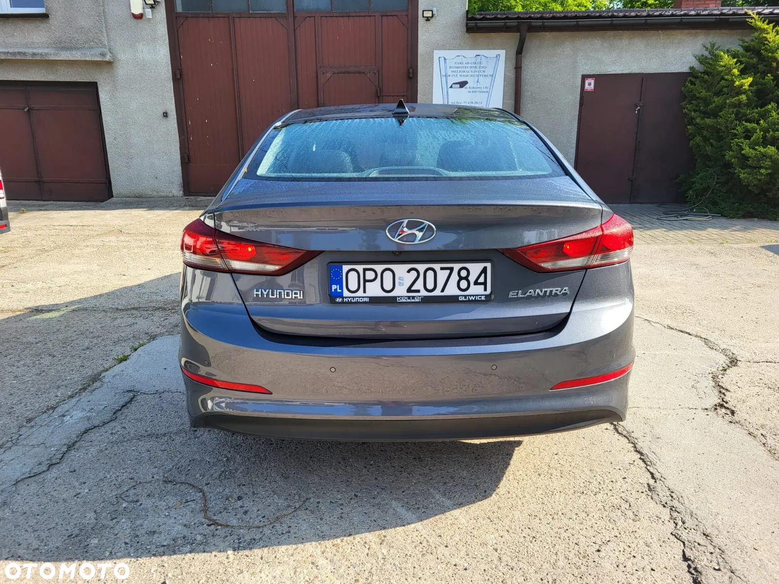 Hyundai Elantra 1.6 Comfort - 13