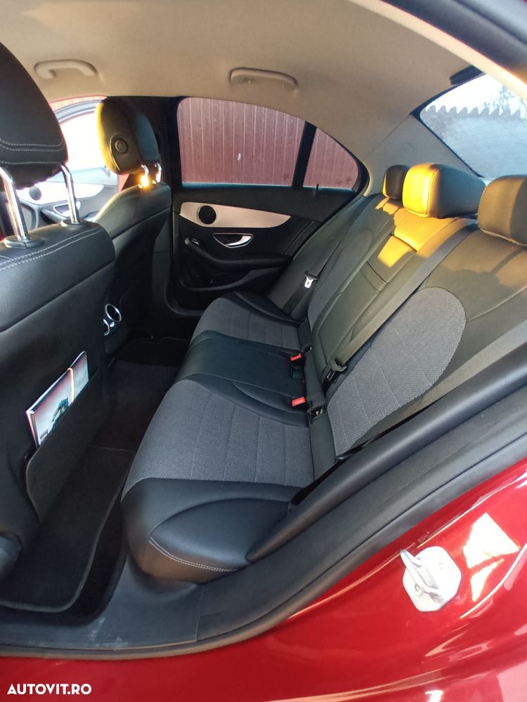 Mercedes-Benz C 180 - 13