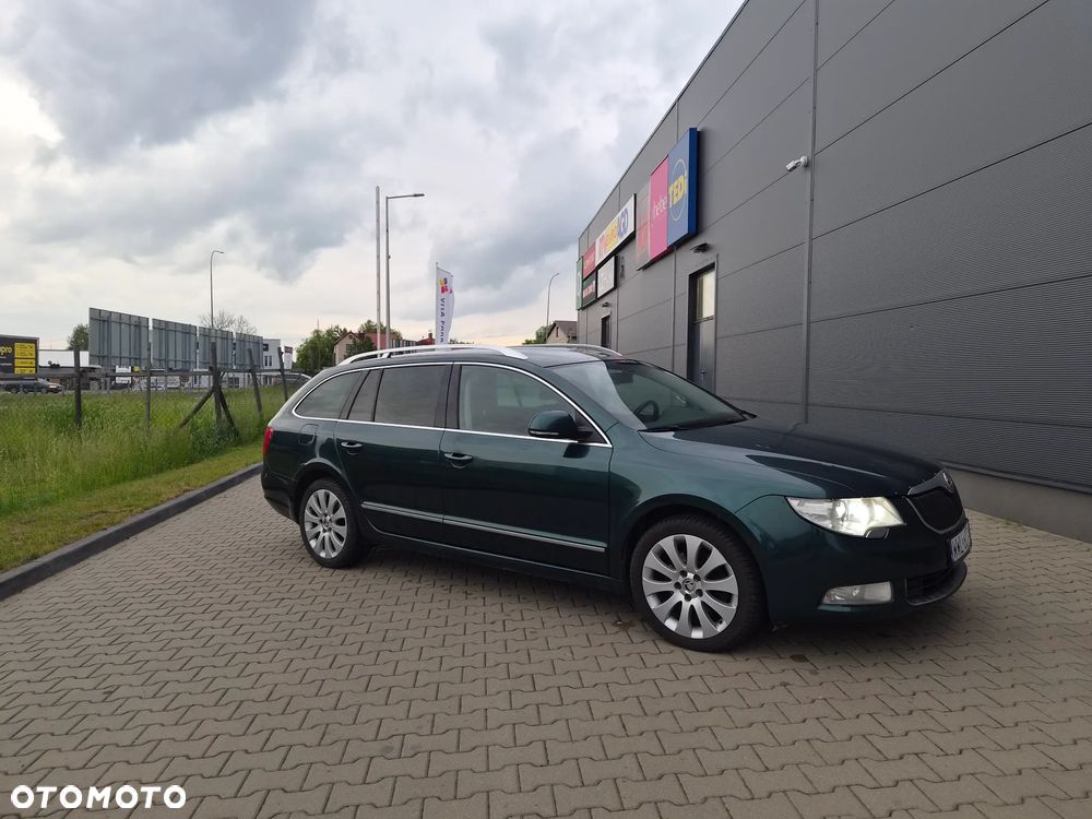 Skoda Superb 2.0 TDI DSG Elegance - 2