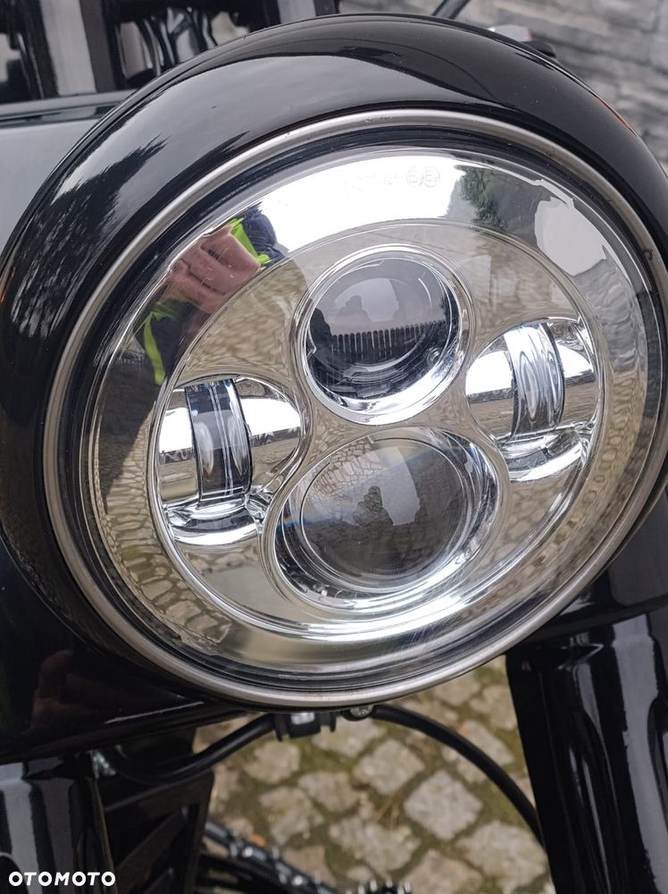 Harley-Davidson Softail Slim - 16