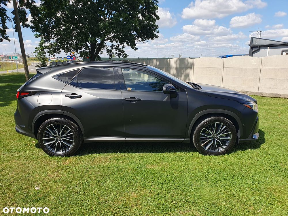 Lexus NX 450h+ Omotenashi AWD - 26