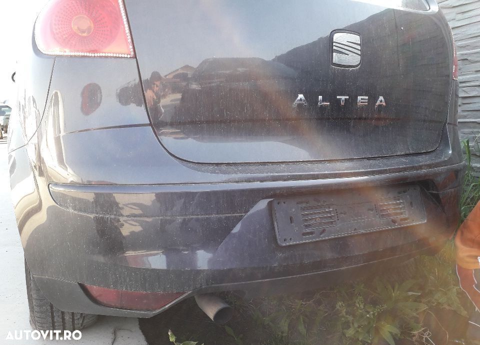 Bara spate Seat Altea - 1