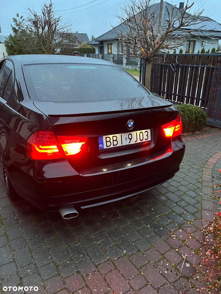 BMW Seria 3 320d Efficient Dynamics - 9