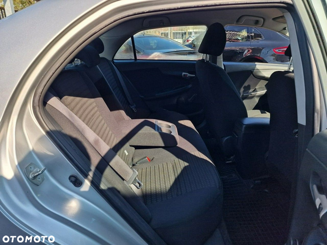 Toyota Corolla - 22
