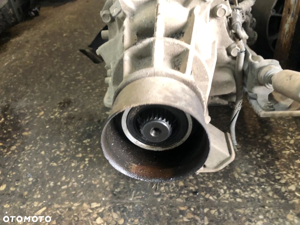 SKRZYNIA BIEGÓW KIA SORENTO 3.3 V6 X8CL2 - 8