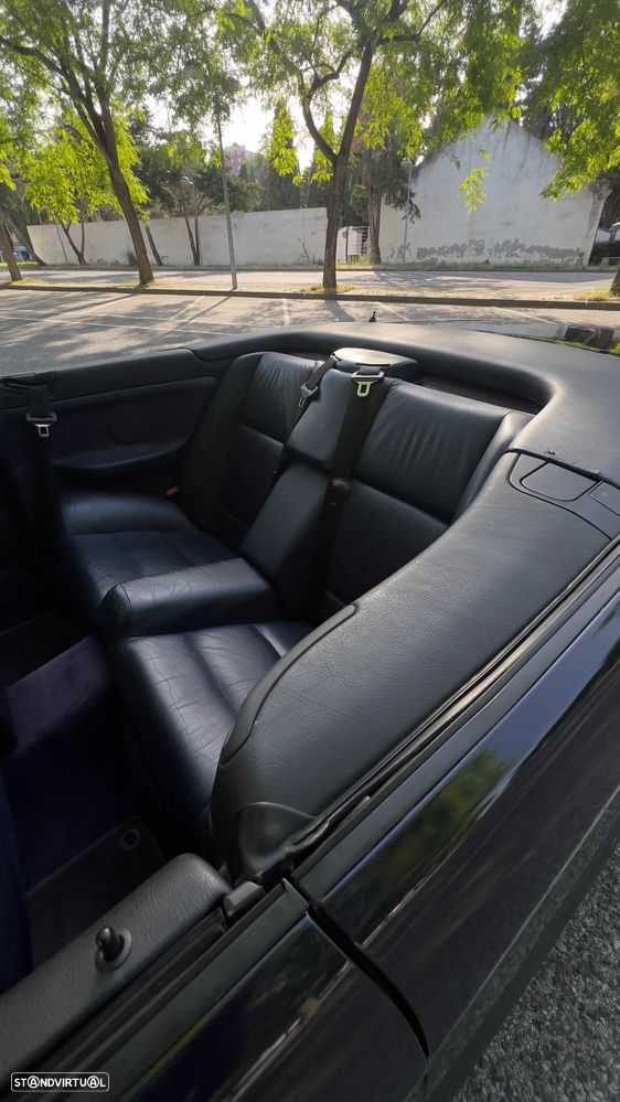 BMW 318 i Cabriolet - 18
