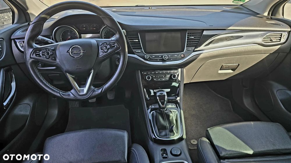Opel Astra 1.6 Turbo Start/Stop Ultimate - 24