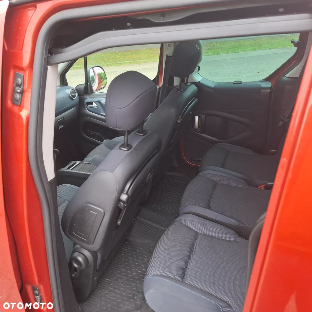 Peugeot Partner 110 Tendance mit Familien-Paket - 14