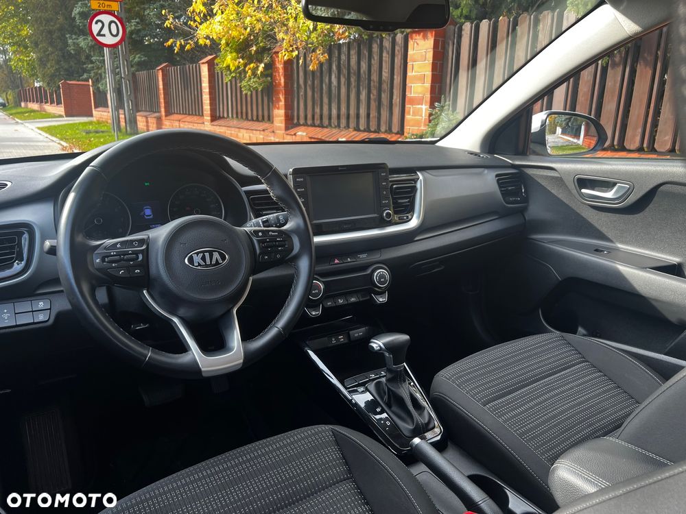 Kia Stonic - 24