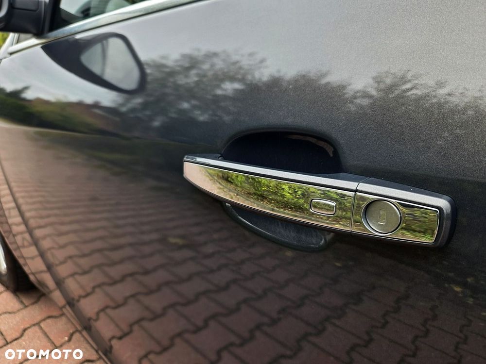 Opel Insignia 1.6 T Cosmo S&S EU6 - 20