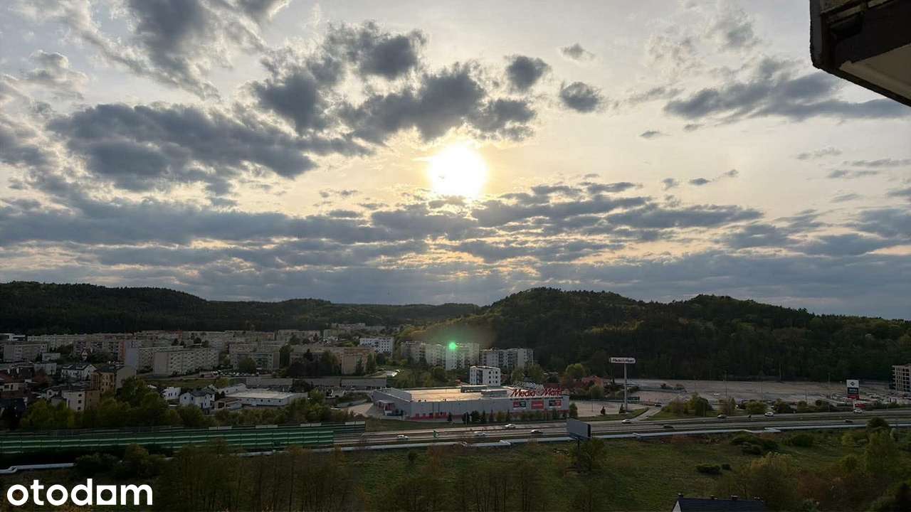 3-pok. z balkonem i widokiem na Trójmiejski Park oraz Gdynię
