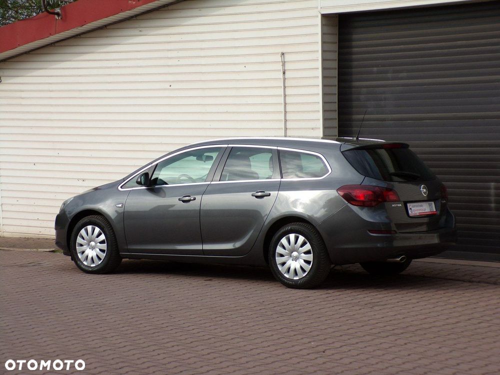 Opel Astra - 12