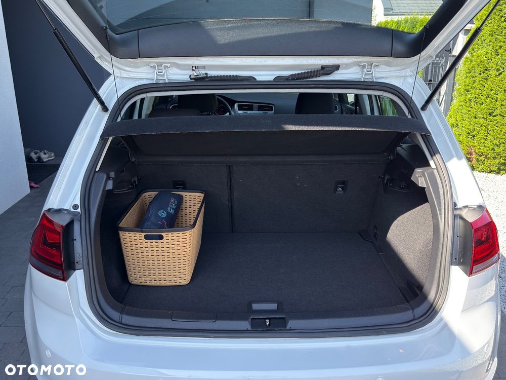 Volkswagen Golf 1.2 TSI BMT Trendline EU6 - 11