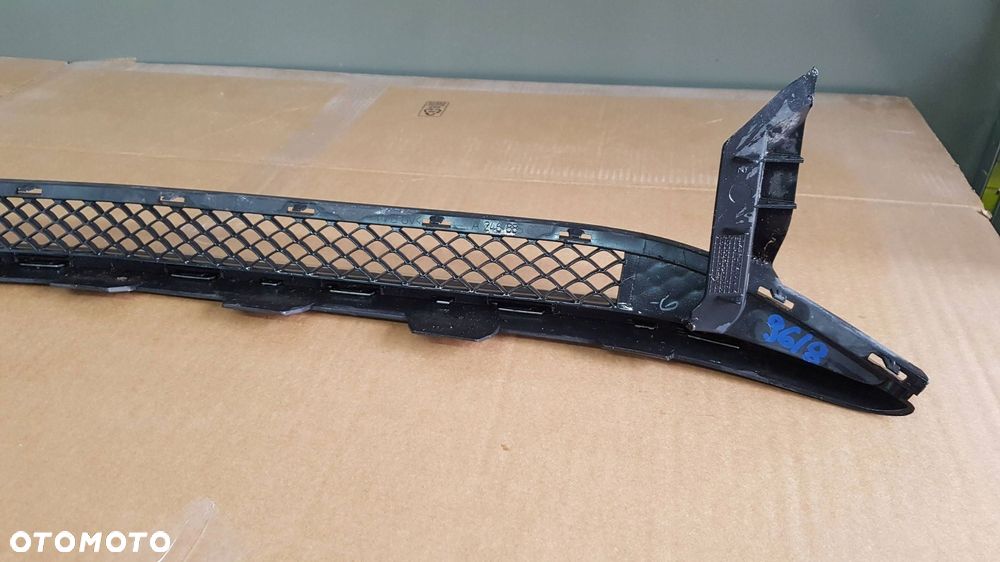 mercedes b - klasa w 246 kratka środkowa + chrom lift ładna! - 5