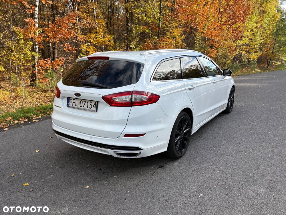 Ford Mondeo 2.0 TDCi Titanium PowerShift - 4