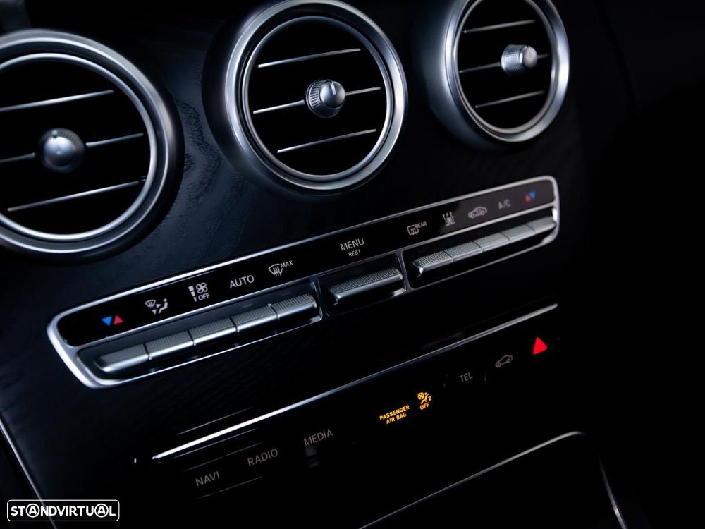 Mercedes-Benz C 300 de AMG Line - 22