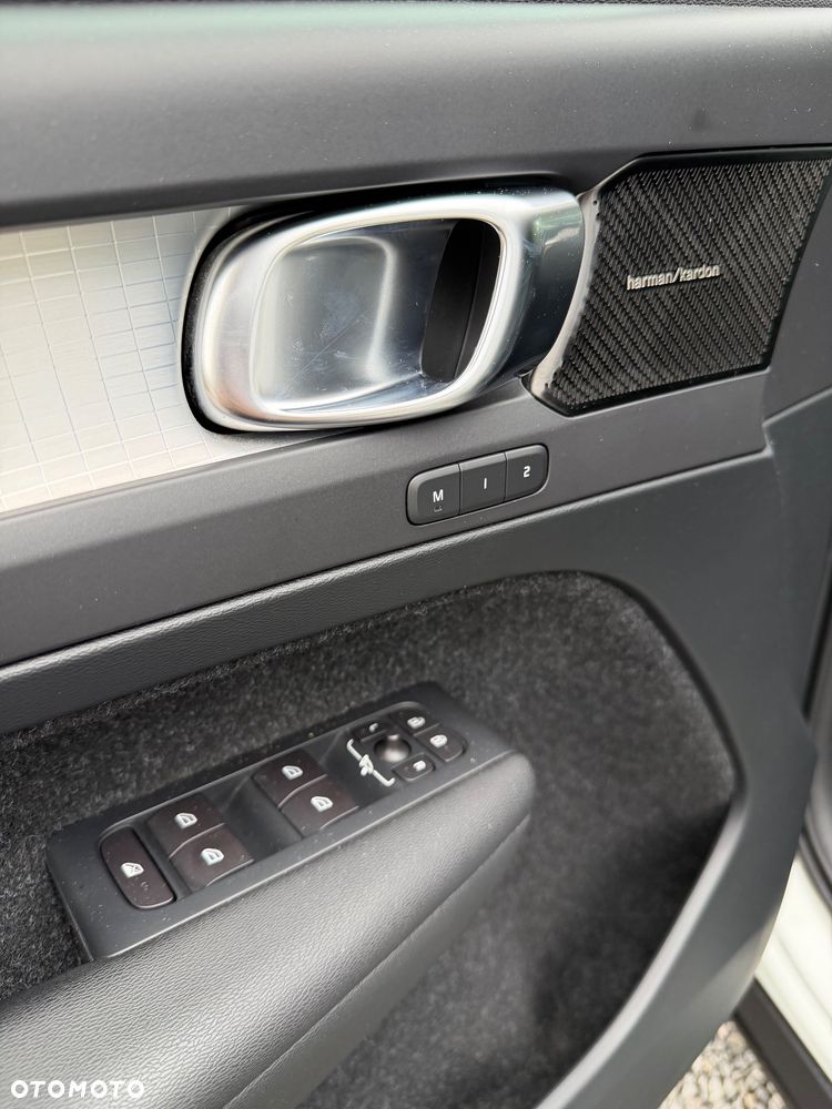 Volvo XC 40 T3 - 22
