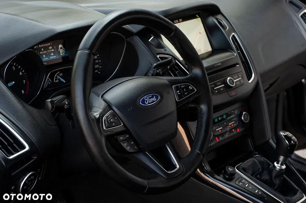 Ford Focus - 19