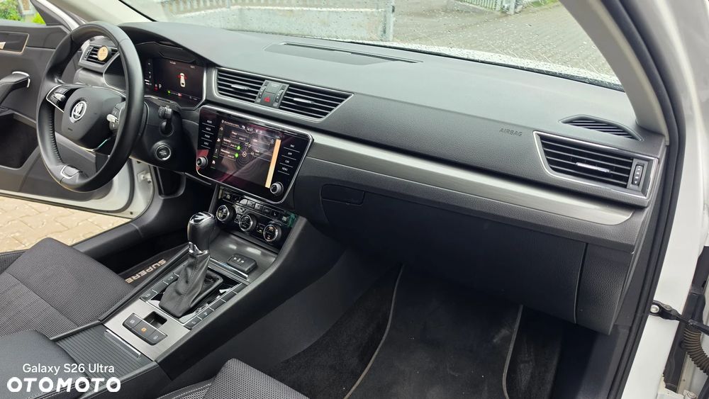 Skoda Superb 2.0 TSI Style DSG - 28