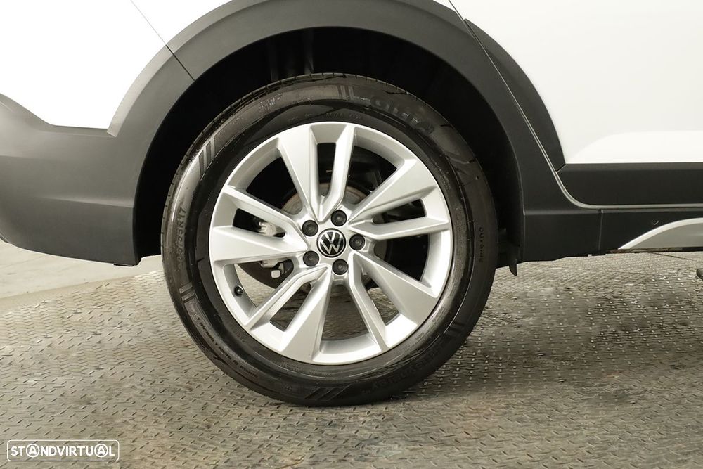 VW Taigo 1.0 TSI Urban DSG - 5