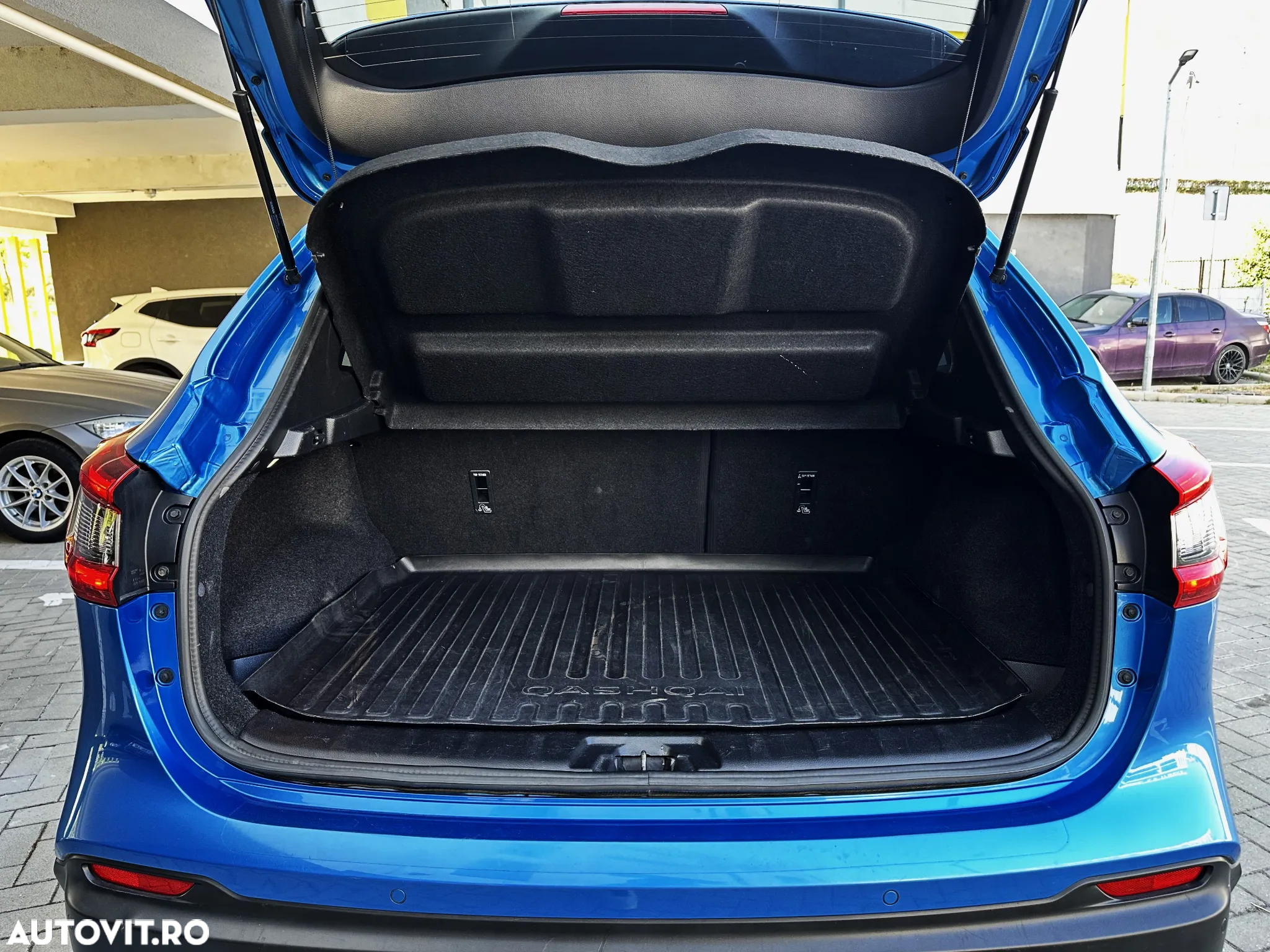 Nissan Qashqai 1.5 DCI TEKNA+ - 29