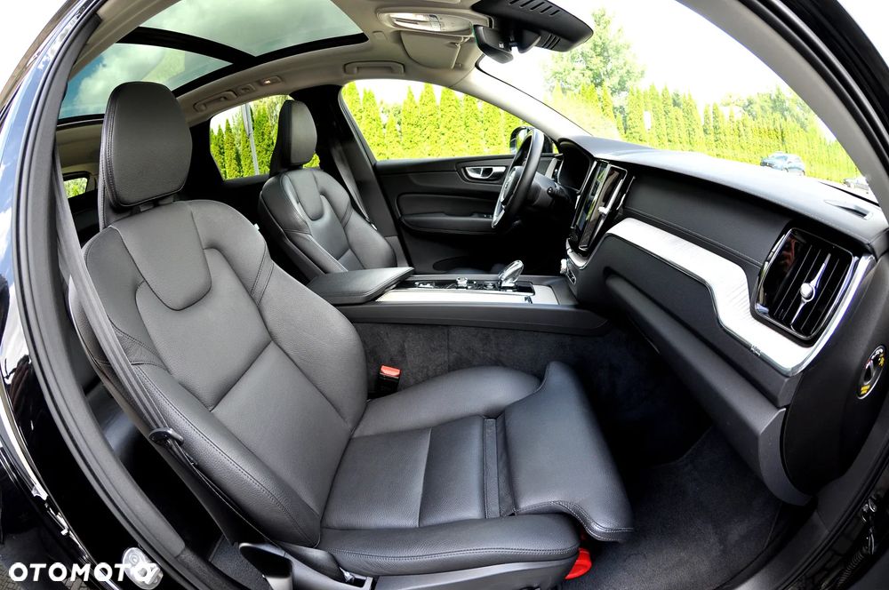 Volvo XC 60 B5 D AWD Geartronic Inscription - 25