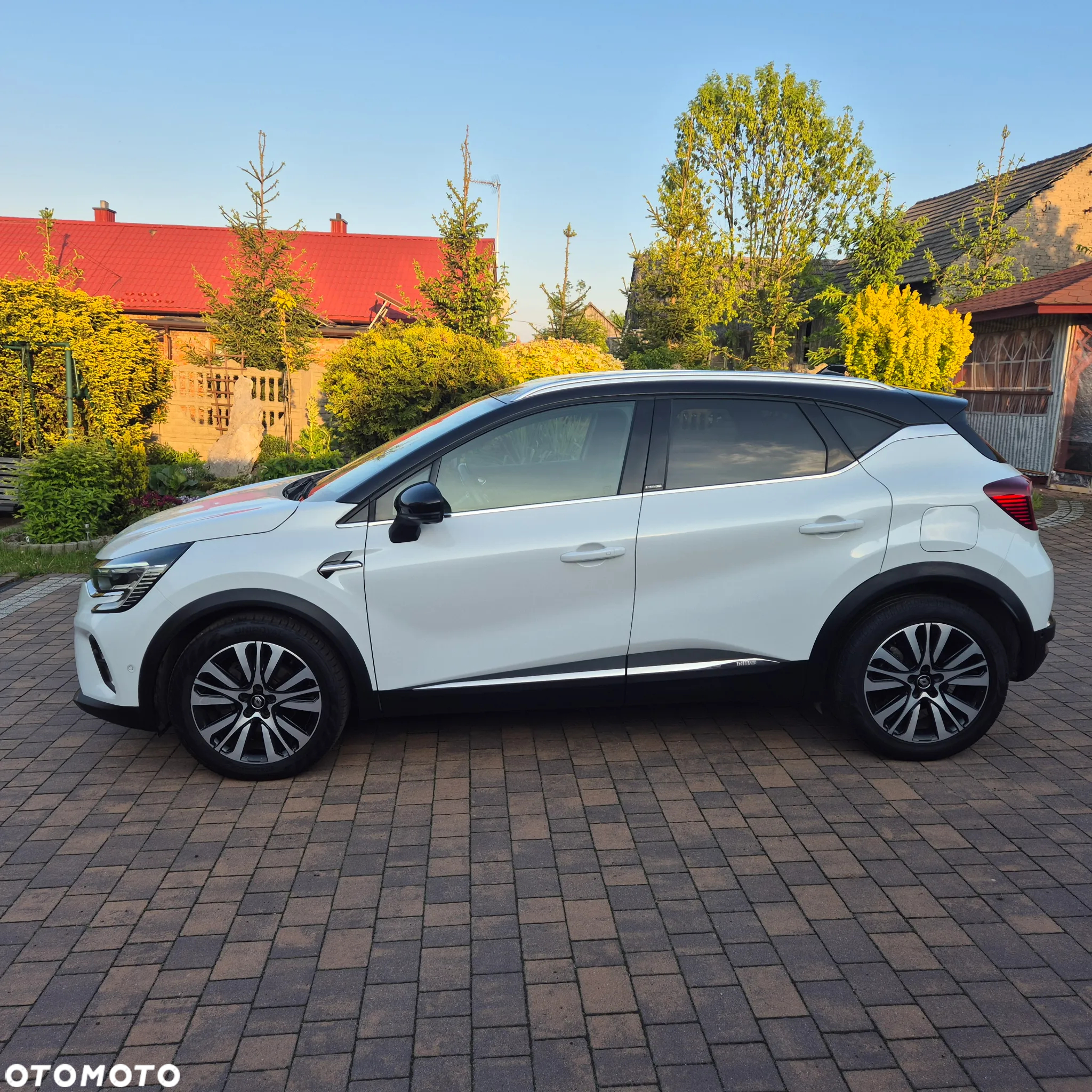 Renault Captur E-TECH PLUG-in 160 INITIALE PARIS - 23