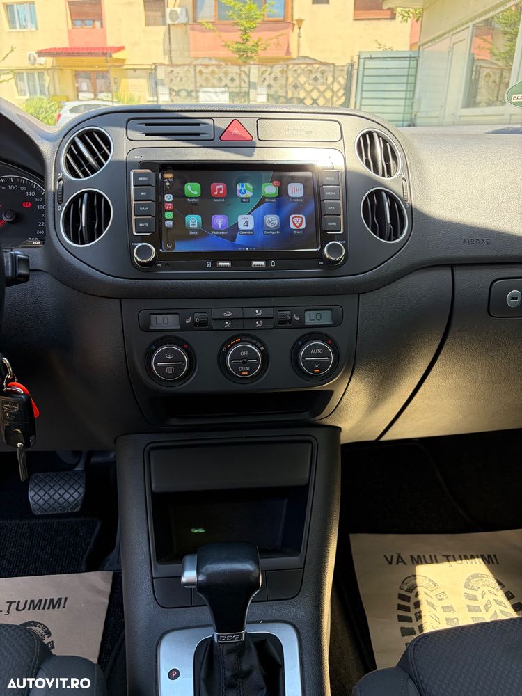 Volkswagen Golf - 5