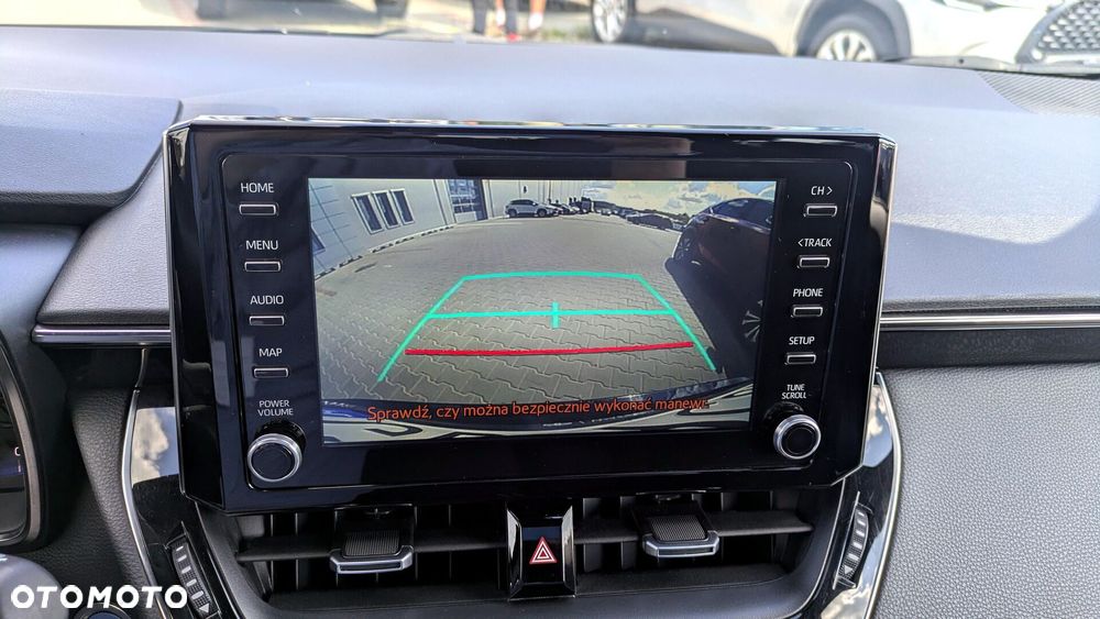 Toyota Corolla 2.0 Hybrid Comfort - 18