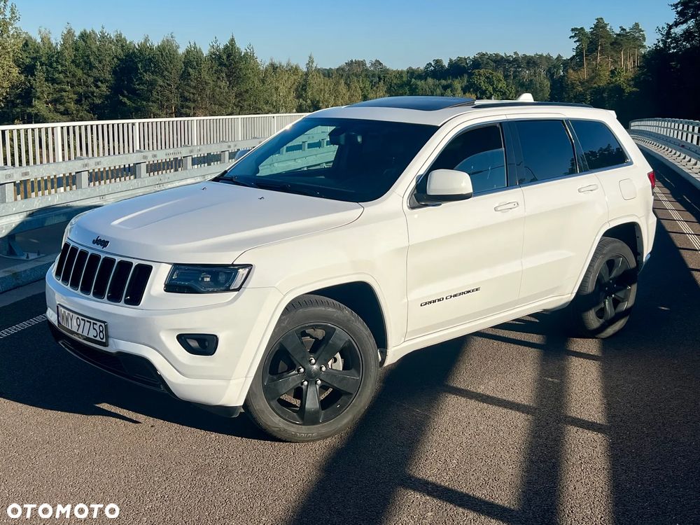 Jeep Grand Cherokee - 17